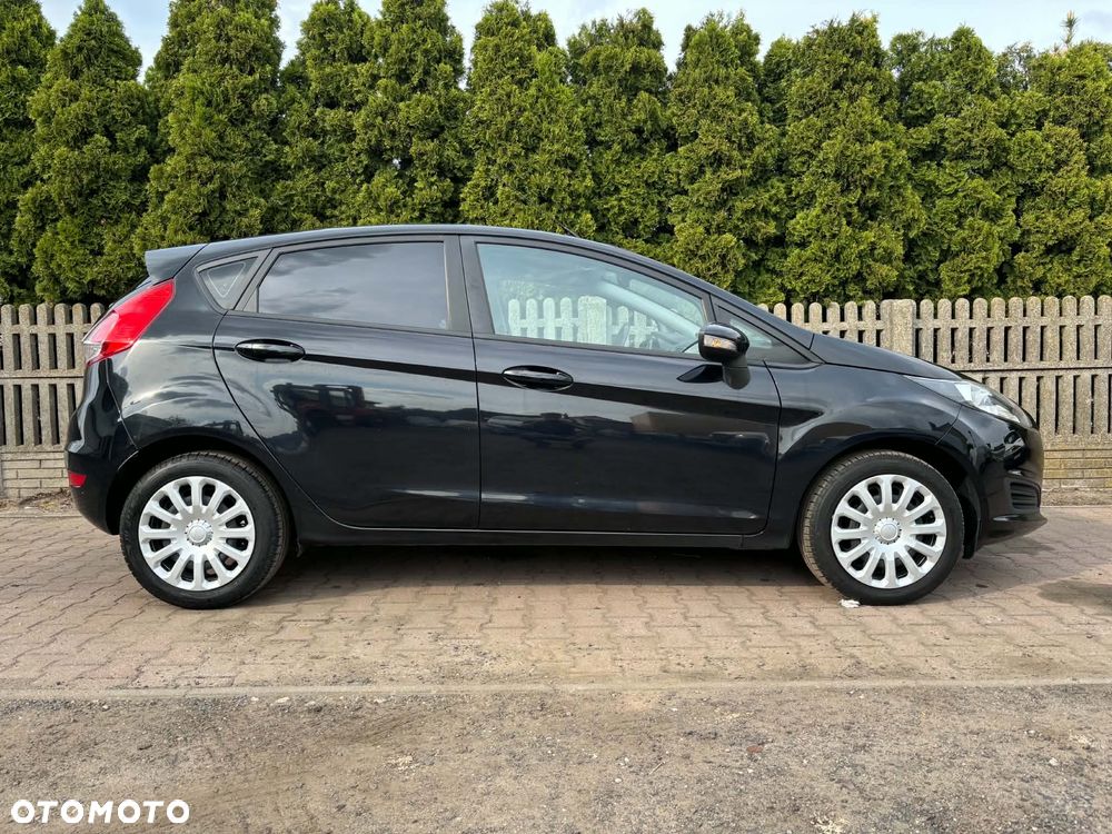 Ford Fiesta 1.5 TDCi Ambiente - 5