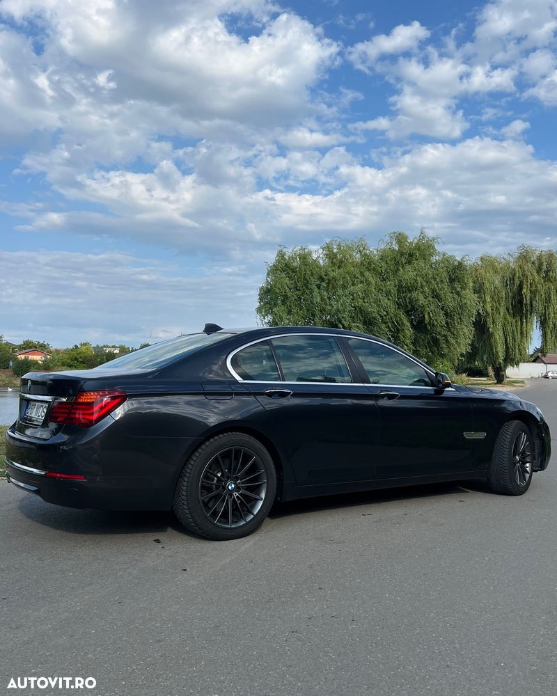 BMW Seria 7 730d xDrive - 4