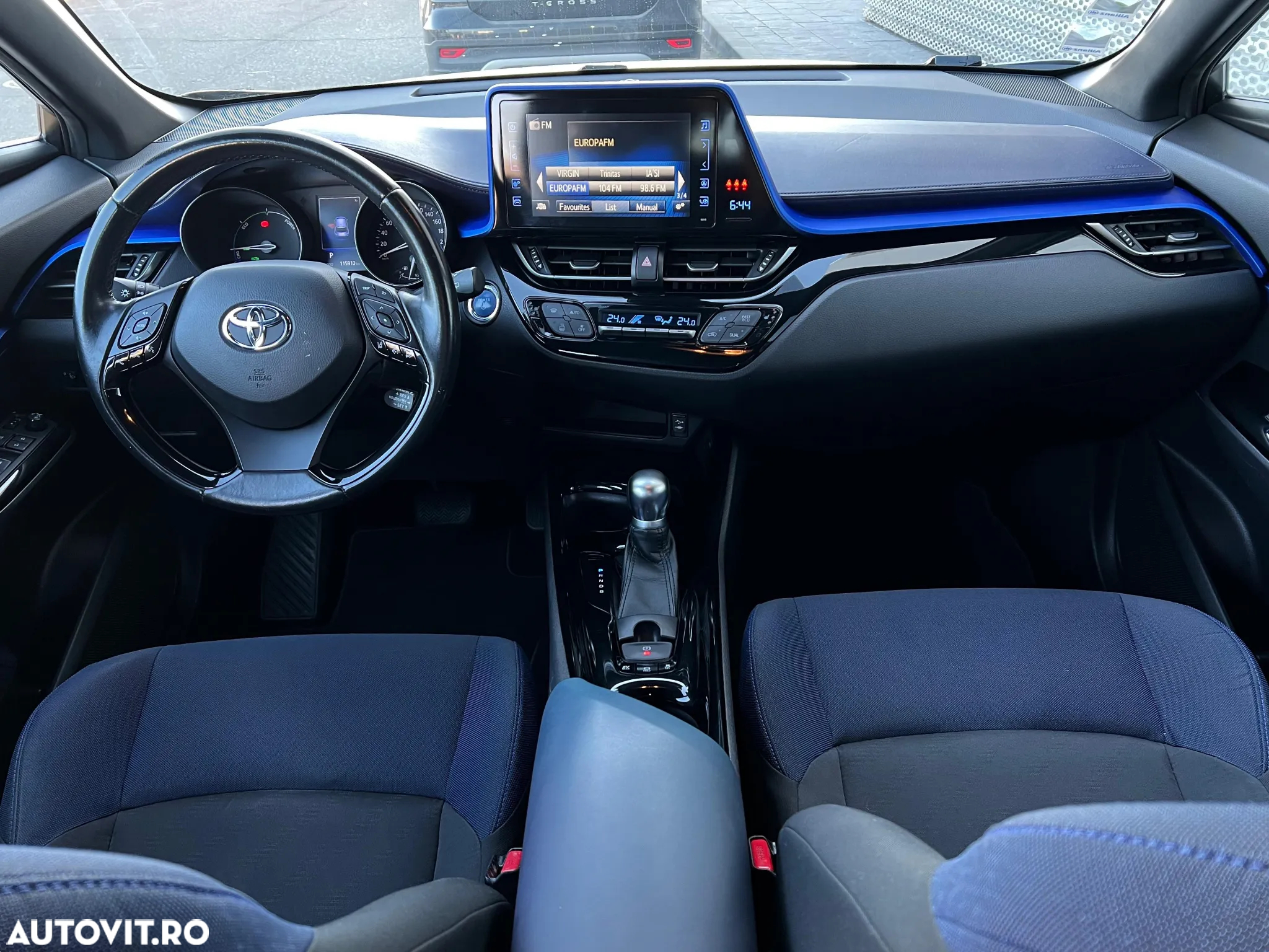 Toyota C-HR 1.8 HSD 122 CP 4x2 CVT C-ult Style bi-tone - 16