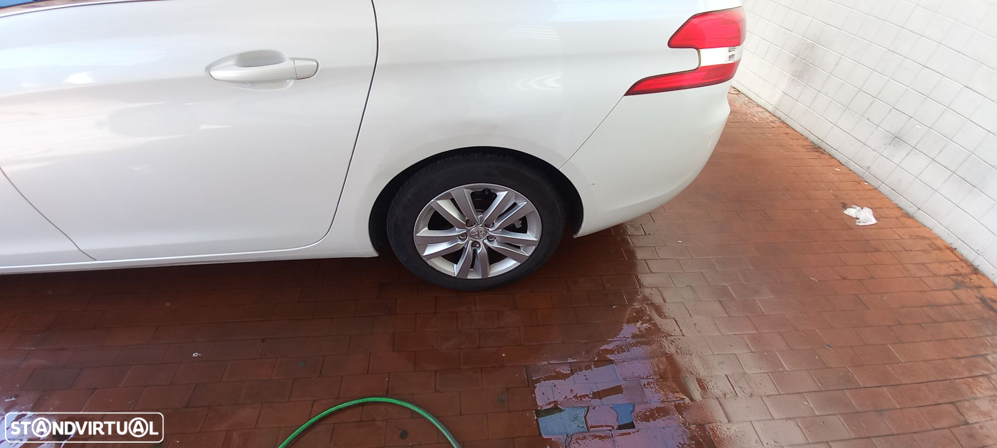 Peugeot 308 SW 1.6 BlueHDi Allure - 3