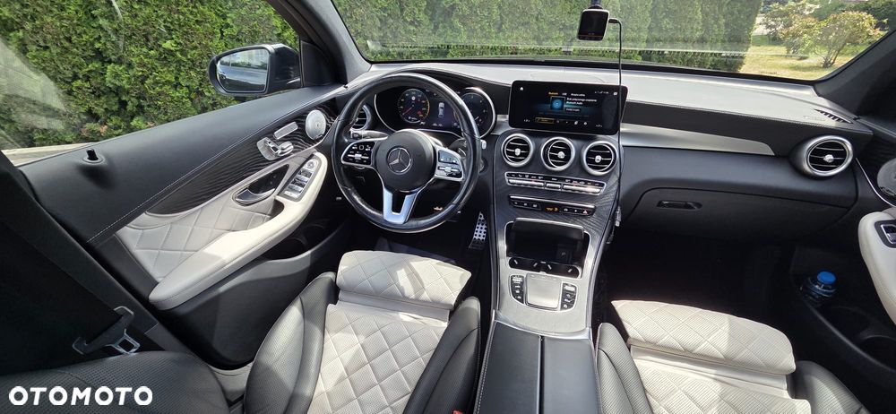 Mercedes-Benz GLC 400 d 4Matic 9G-TRONIC AMG Line - 27