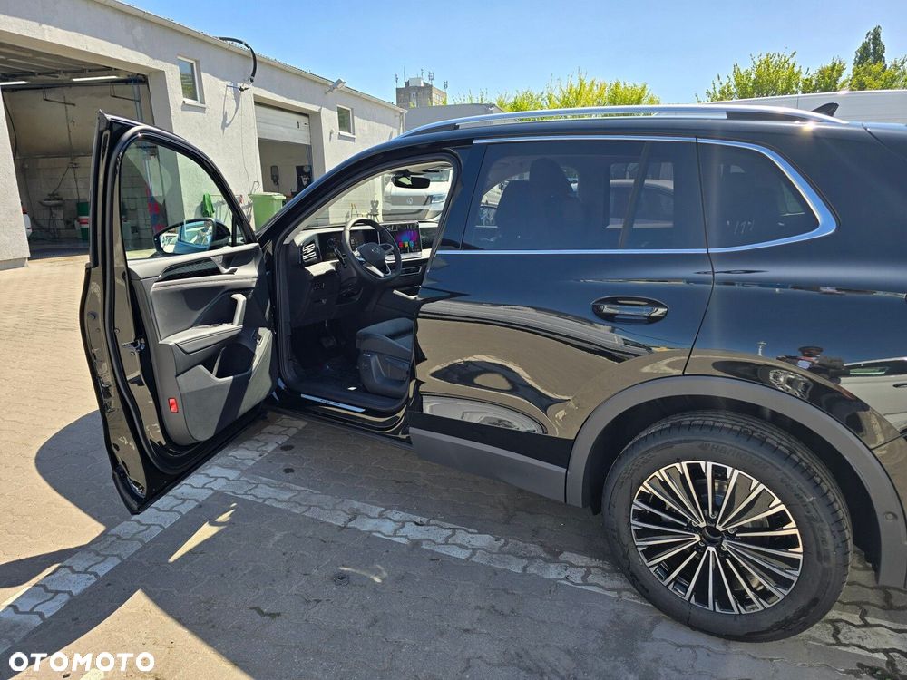 Volkswagen Tiguan - 6
