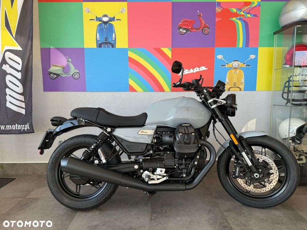 Moto Guzzi V7 - 1