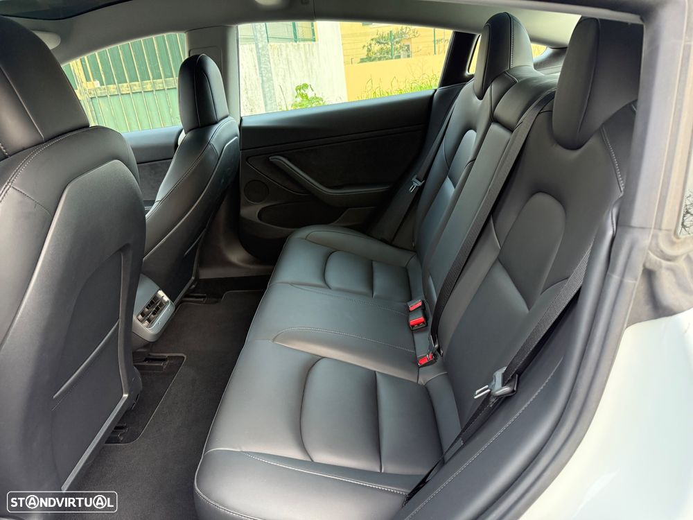 Tesla Model 3 Standard Range Plus RWD - 18