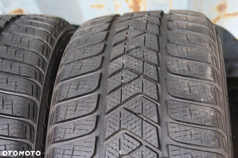 2x 225/45R18 PIRELLI WINTER SOTTOZERO 3 95V 21r 6,5mm - 2