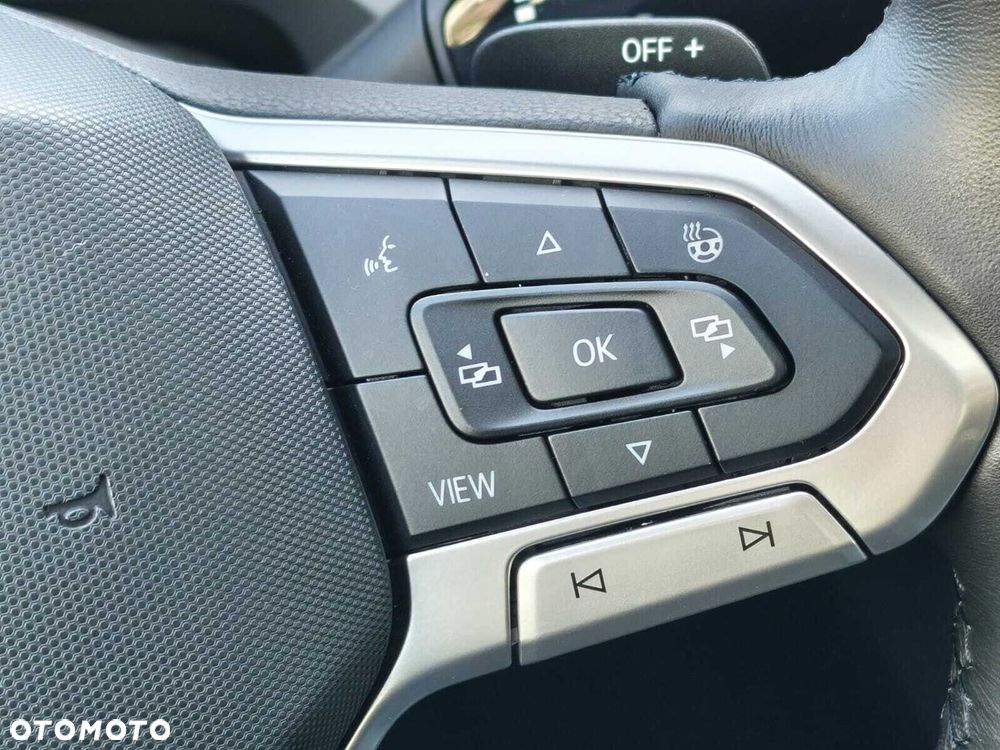 Volkswagen Passat Variant 2.0 TDI SCR Elegance DSG - 23