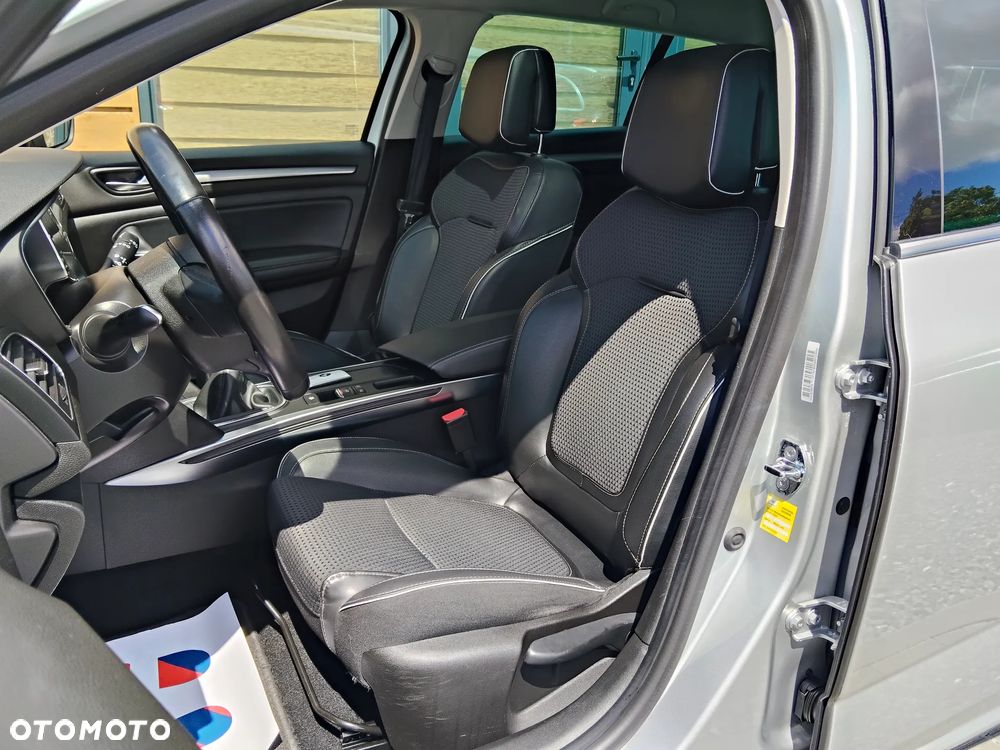 Renault Megane TCe 160 GPF BOSE EDITION - 14