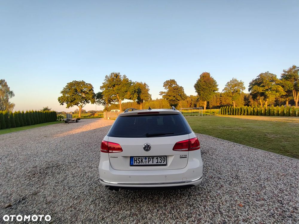 Volkswagen Passat - 22