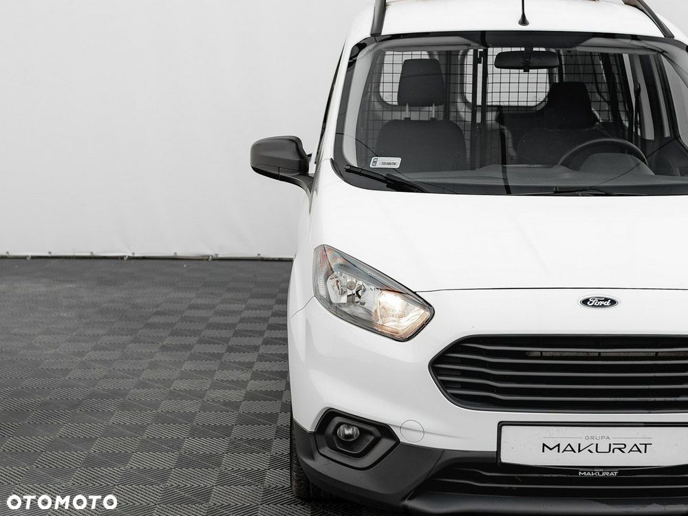 Ford Transit Courier - 9