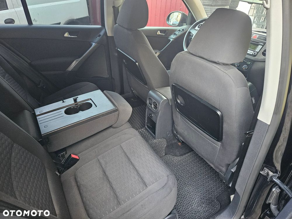 Volkswagen Tiguan - 9