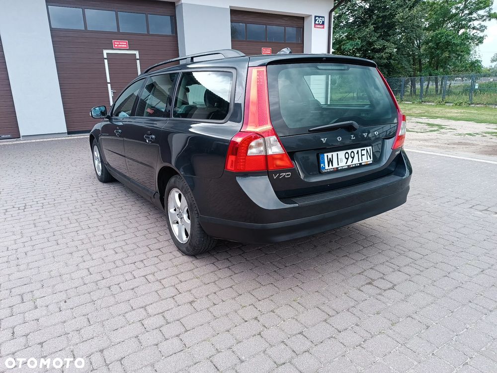Volvo V70 2.4D Momentum - 19
