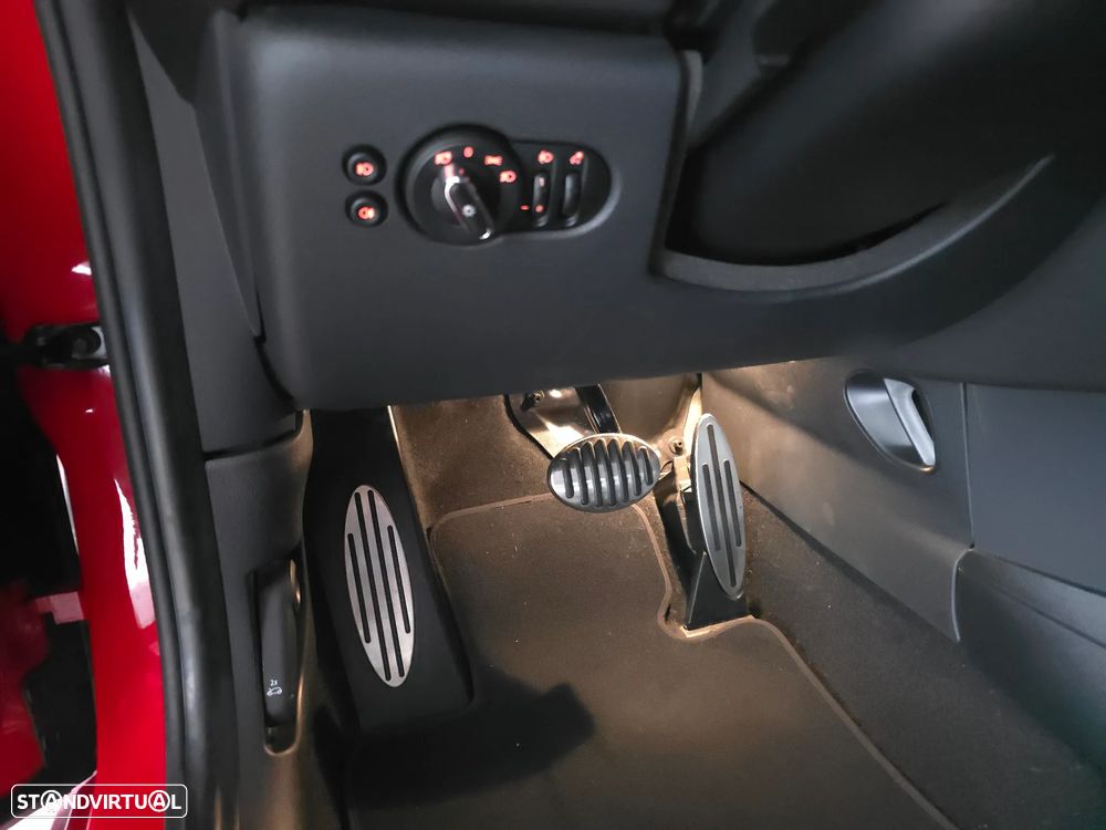 MINI 3 Portas Cooper Auto - 11