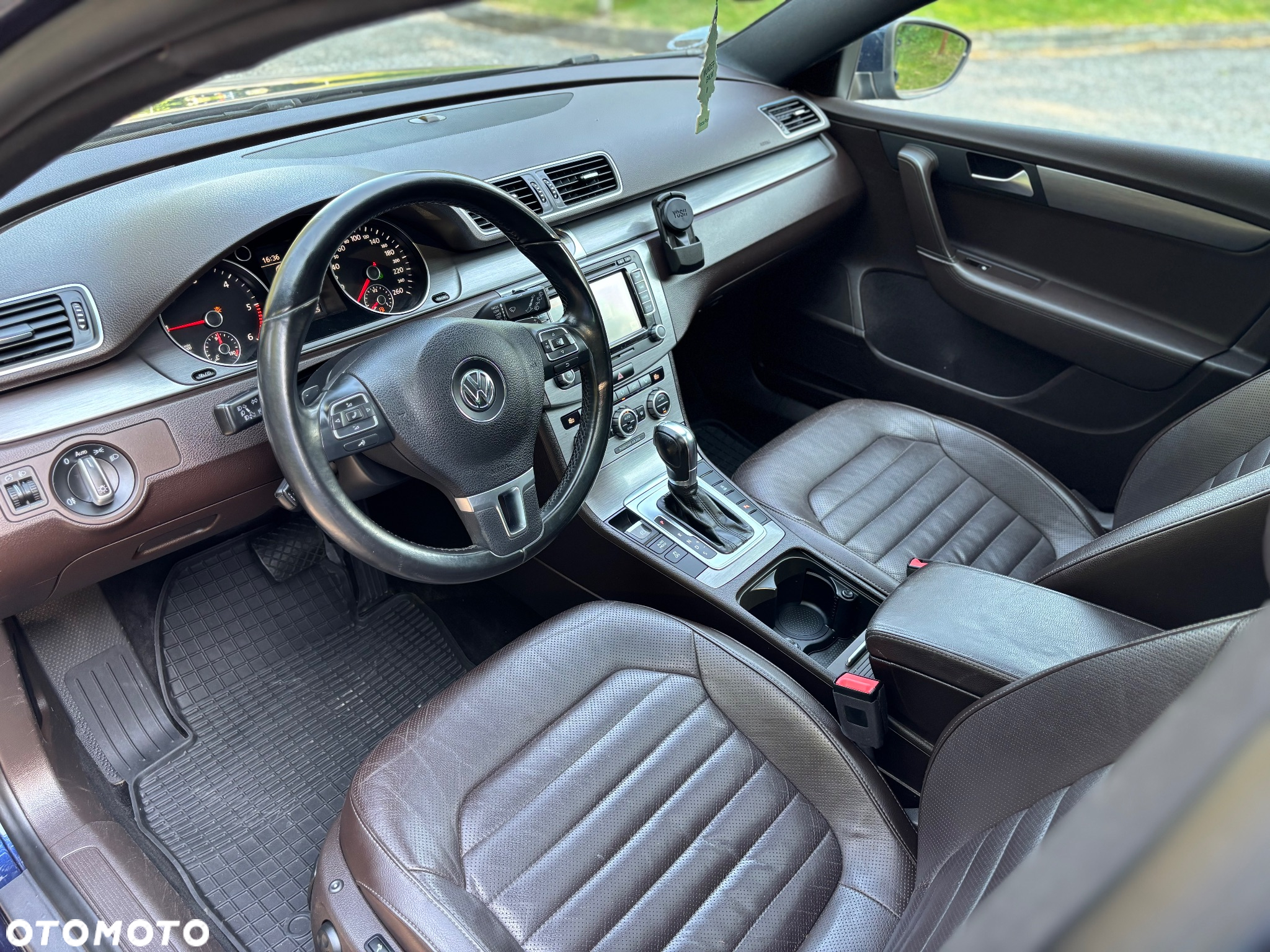 Volkswagen Passat - 7
