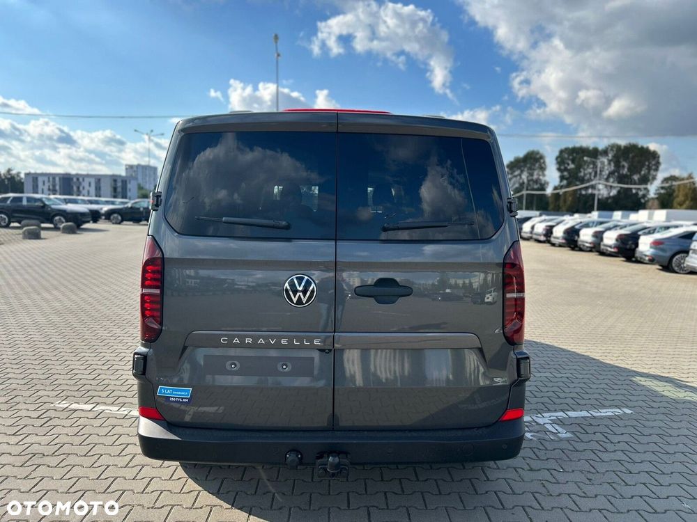 Volkswagen Caravelle Caravelle silnik: 2,0 l TDI 150 KM / skrzynia biegów: 6-biegowa manualna rozstaw osi: 3500 mm - 6