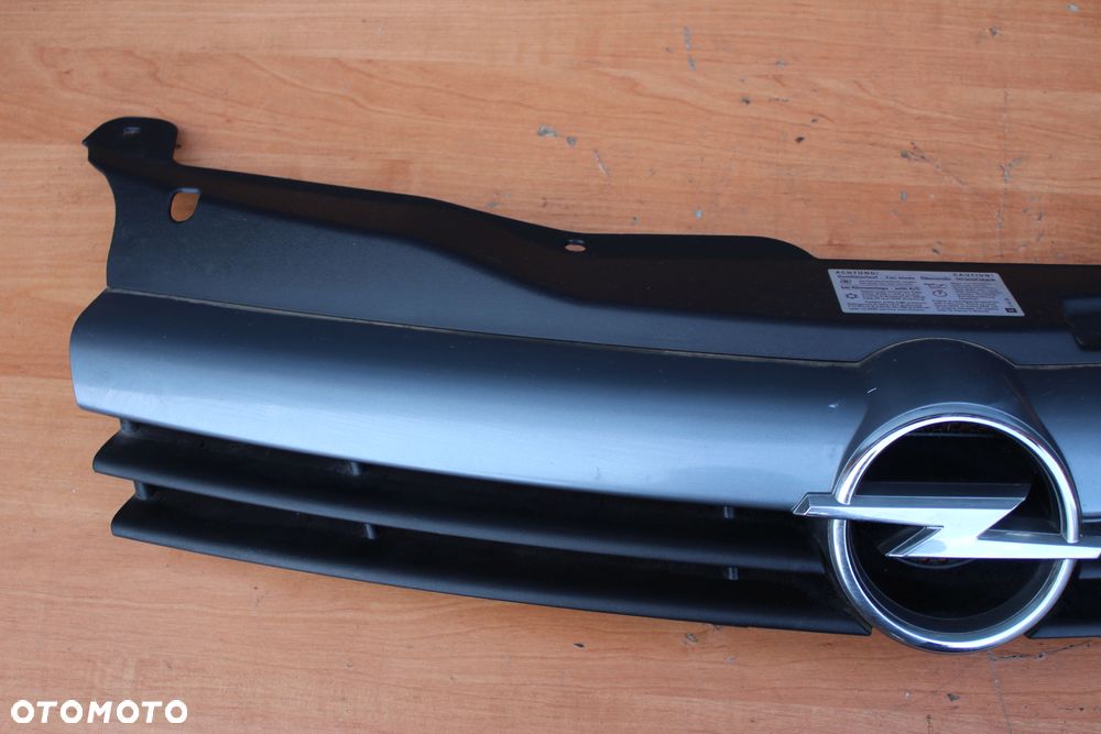 ATRAPA GRILL OPEL ASTRA H Z155 5D DRZWI PRZED LIFTEM  EUROPA - 3
