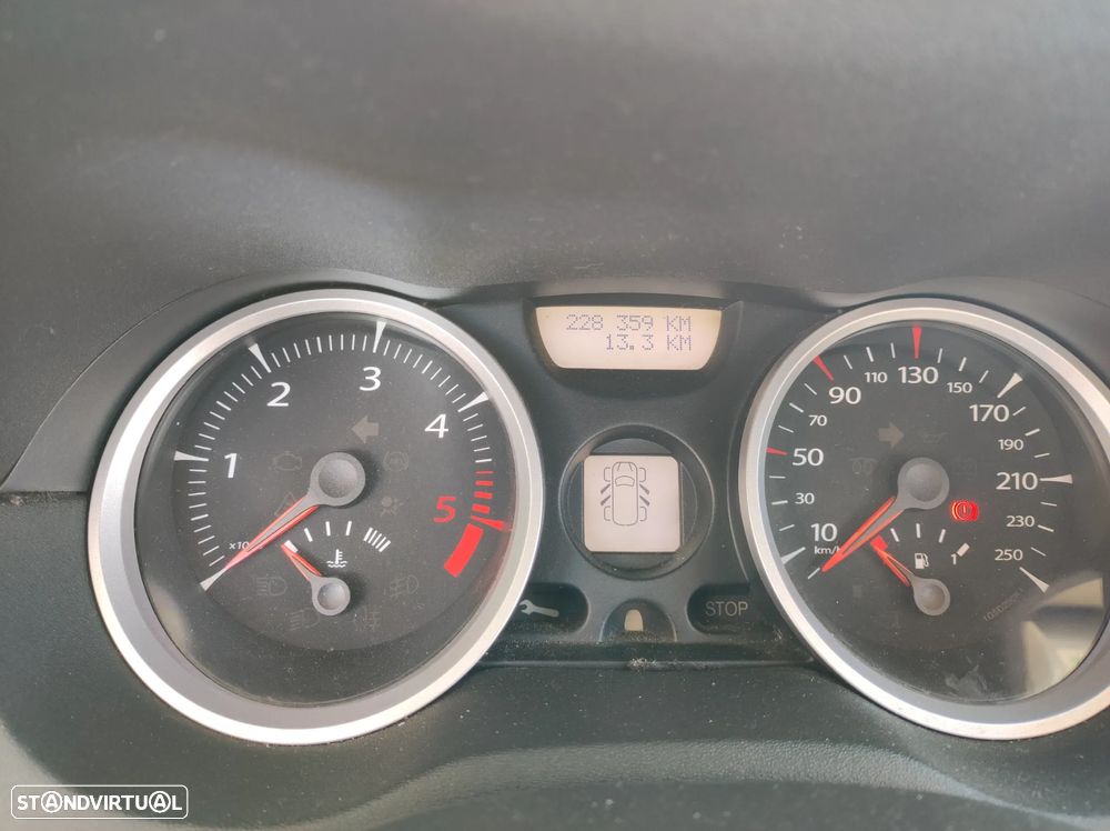 Renault Mégane 1.5 dCi Dynamique S - 7