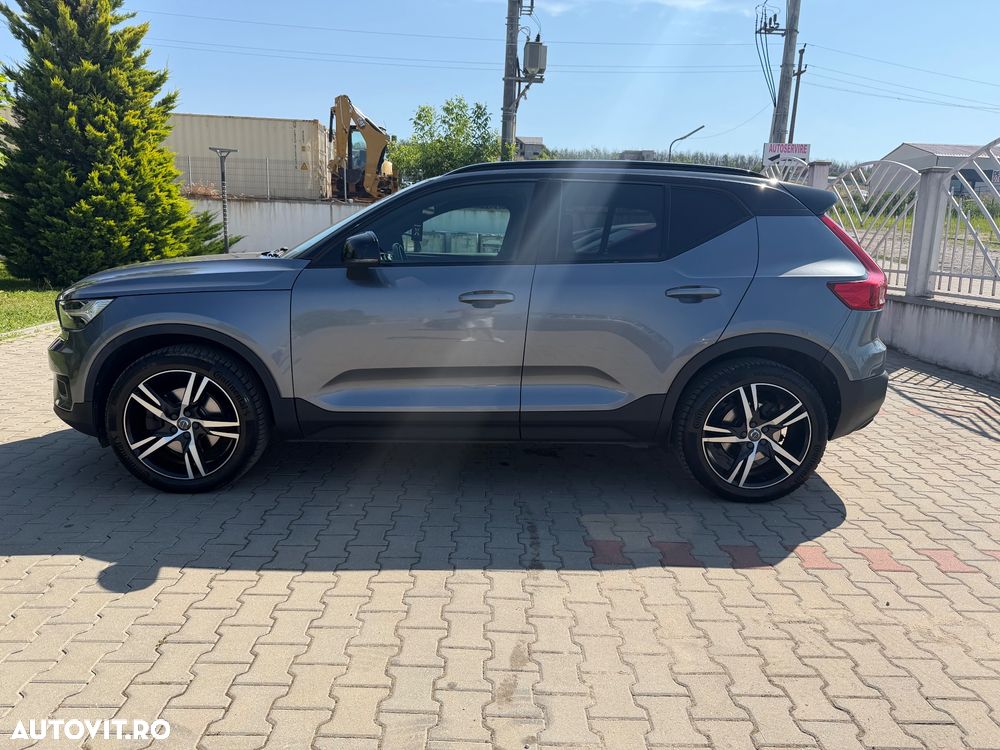 Volvo XC 40 D4 AWD R-Design - 2