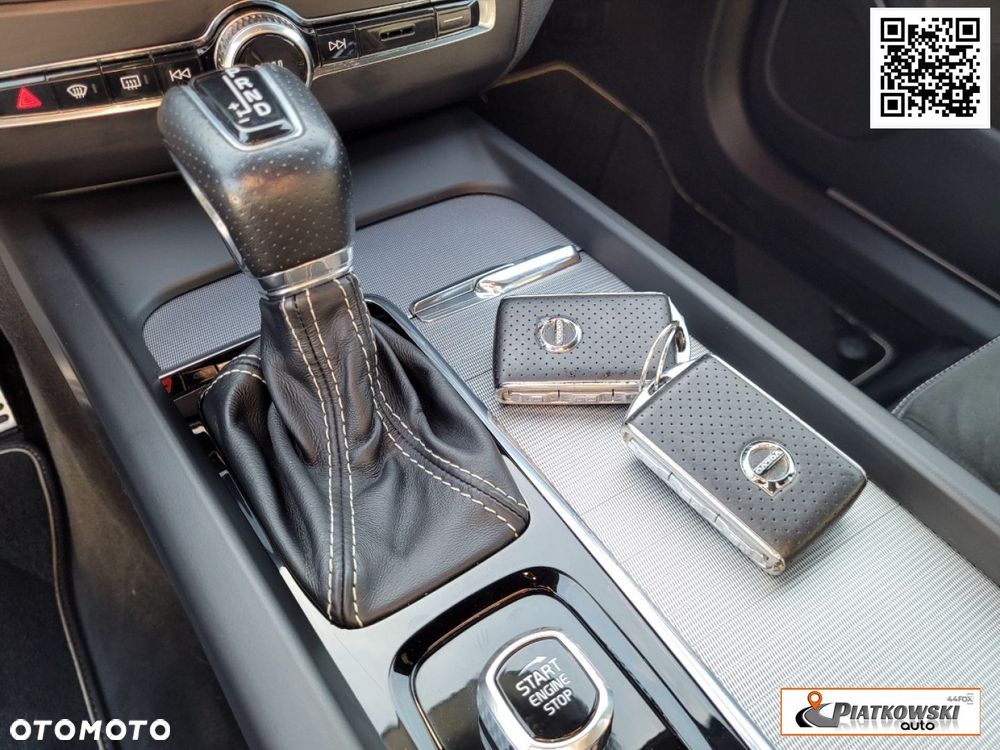 Volvo XC 60 D4 AWD R-Design - 29