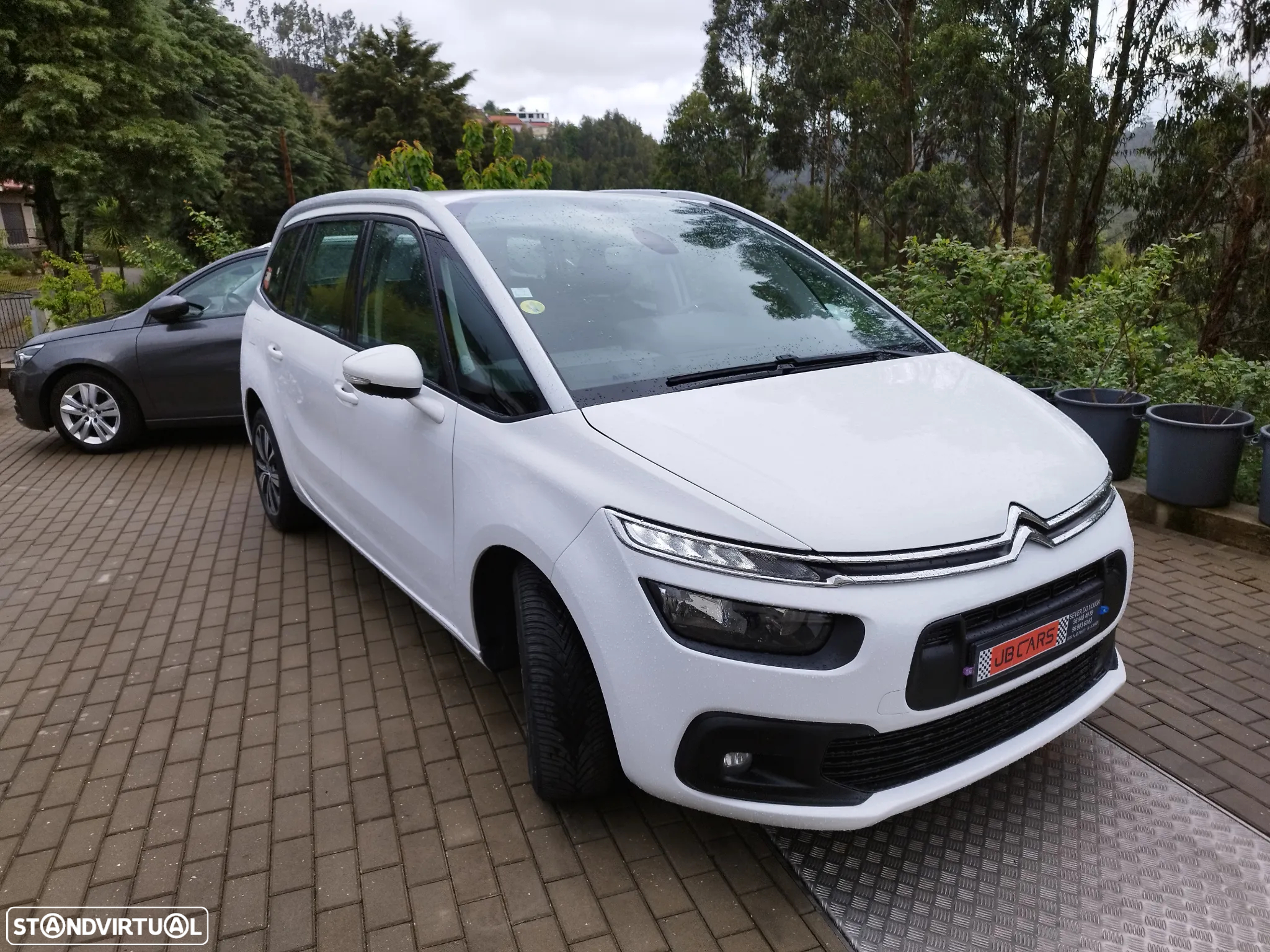 Citroën Grand C4 Spacetourer 1.6 BlueHDi Feel Business EAT6 - 2