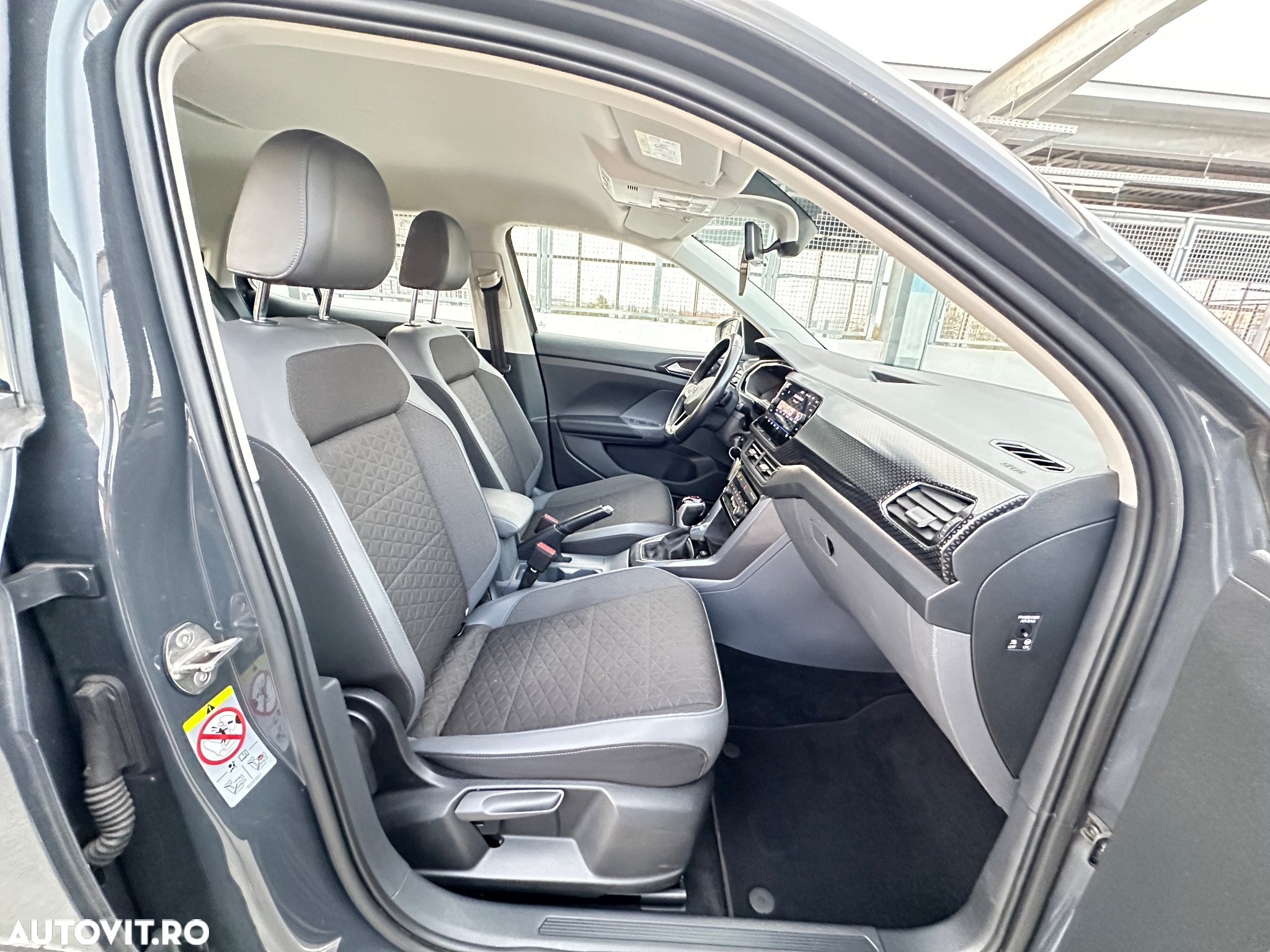 Volkswagen T-Cross 1.0 TSI OPF DSG Style - 6