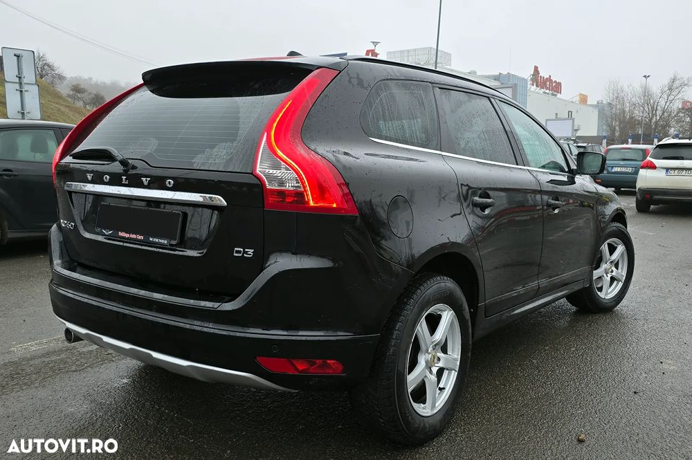 Volvo XC 60 D3 Geartronic Momentum - 5