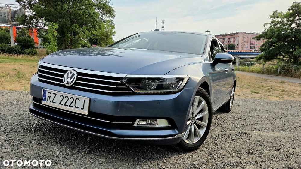Volkswagen Passat - 2