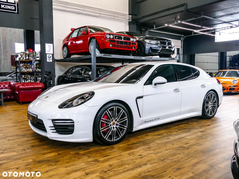Porsche Panamera GTS - 1