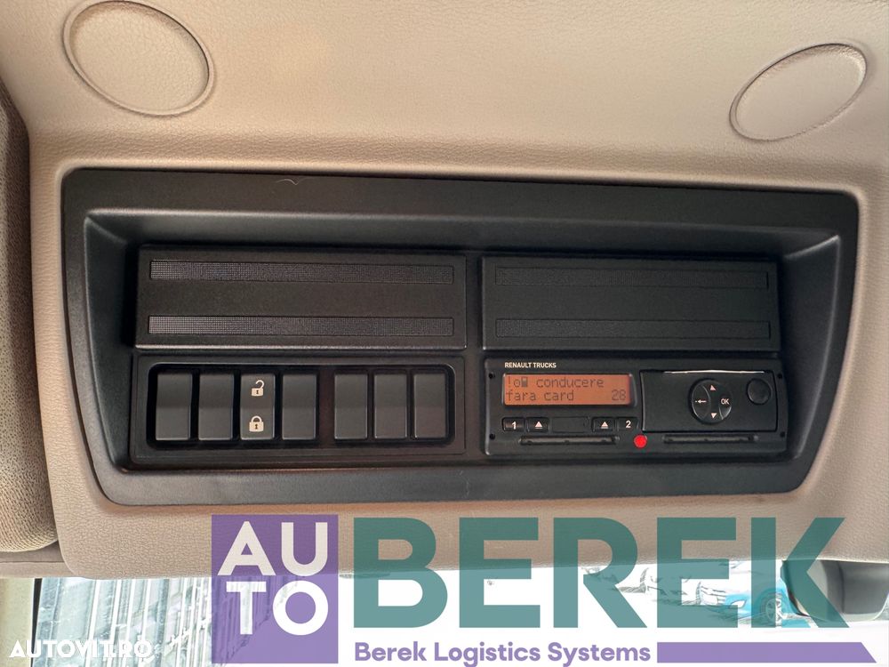 Renault D14 - 8
