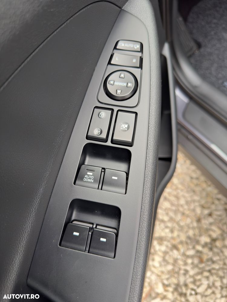 Hyundai Tucson 2.0 CRDI 4WD Automatik Premium - 22