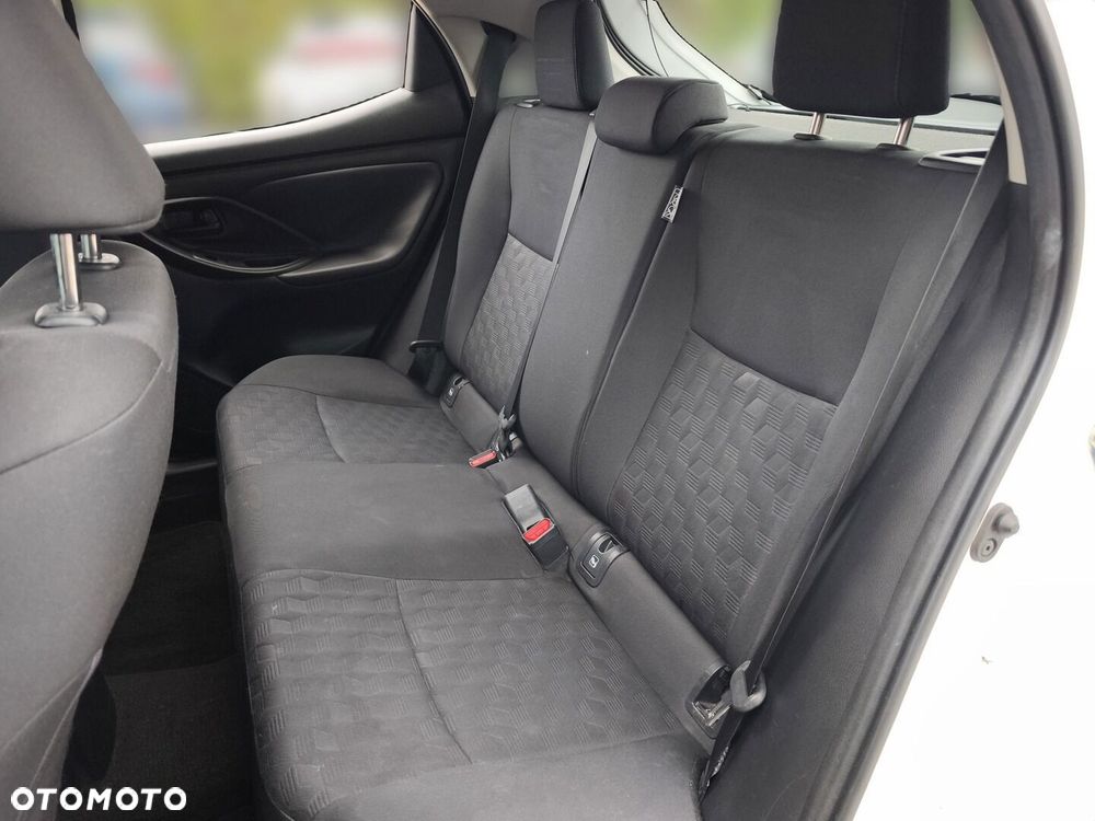 Toyota Yaris 1.5 Comfort - 13