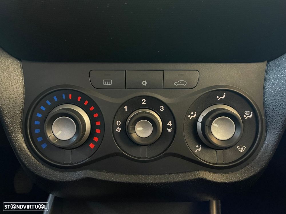 Alfa Romeo MiTo 0.9 T TwinAir Urban - 18