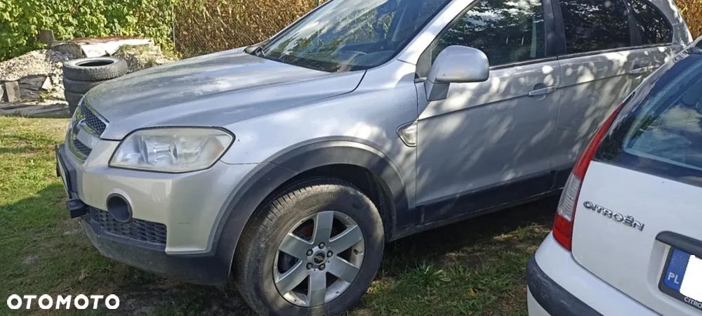Chevrolet Captiva 2.4 LS 5os - 2
