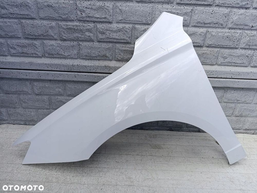 BŁOTNIK LEWY PRZÓD MG 5 EV 2020-