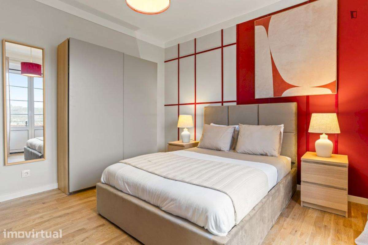 Quarto - localizado em Princípe Real Lisbon - Grande imagem: 4/21