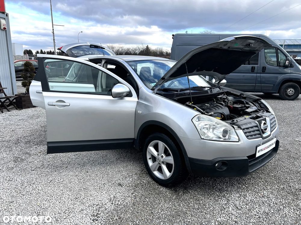Nissan Qashqai 2.0 Lounge - 16