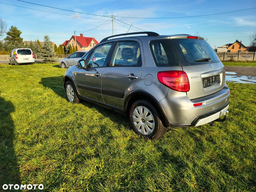 Suzuki SX4 1.9 DDiS DPF 4x4 Club - 3