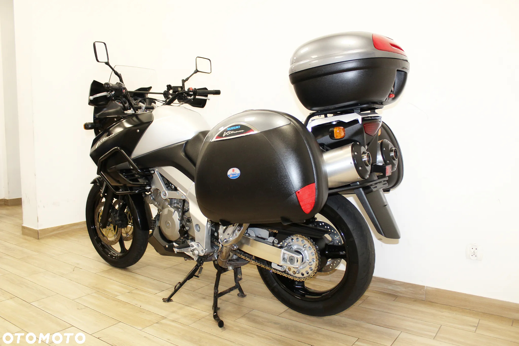 Suzuki V-STROM - 14