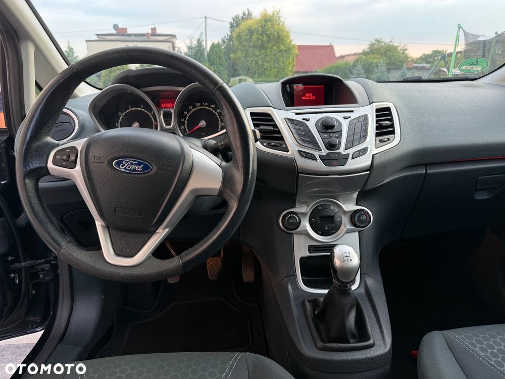 Ford Fiesta 1.25 SYNC Edition - 9