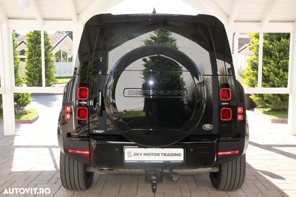 Land Rover Defender 110 3.0D 250 MHEV Hard Top X-Dynamic SE - 3