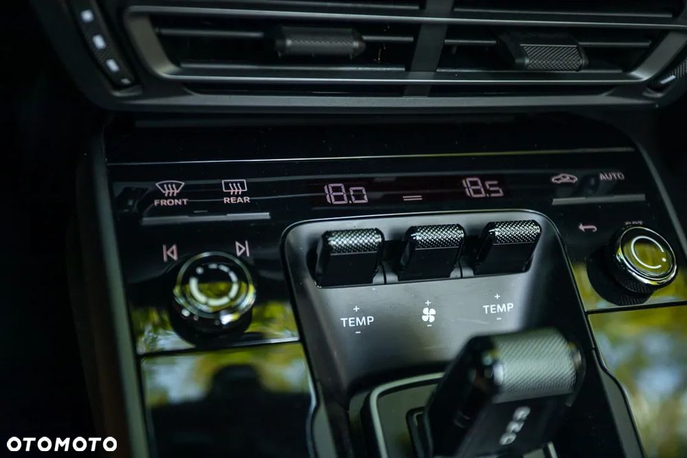 Porsche 911 Carrera S PDK - 25