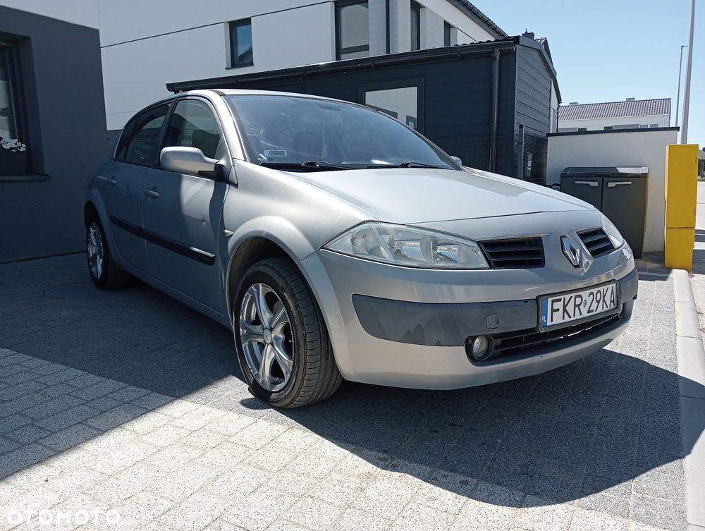 Renault Megane 1.6 Confort Authentique - 1