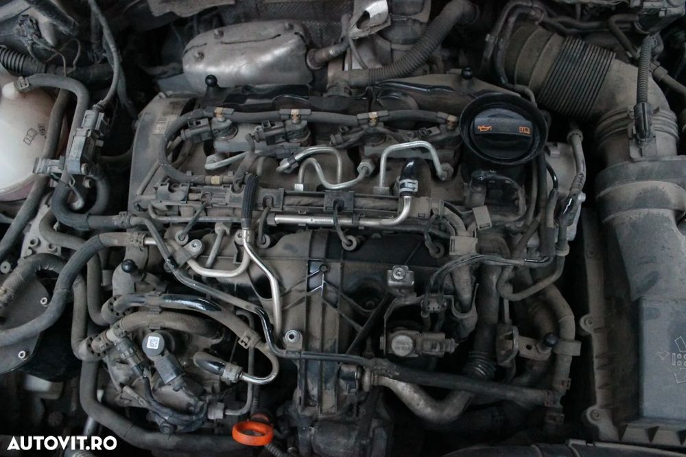 Volkswagen Passat 2.0 TDI DPF Blue TDI DSG Comfortline - 20