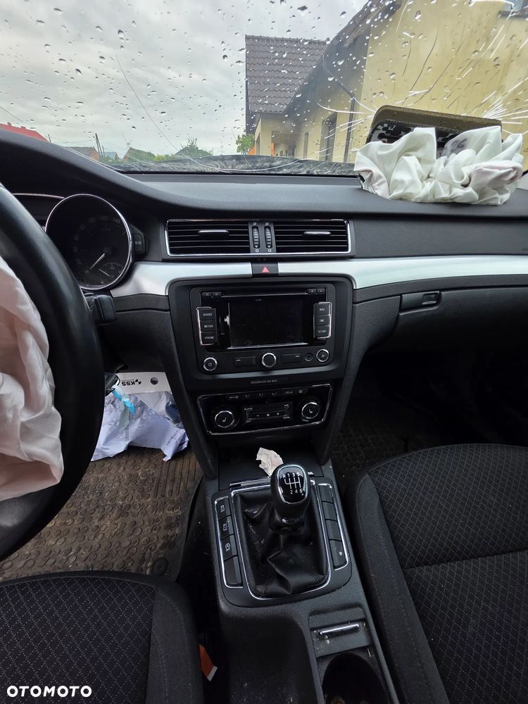 Skoda Superb 2.0 TDI Ambition - 16