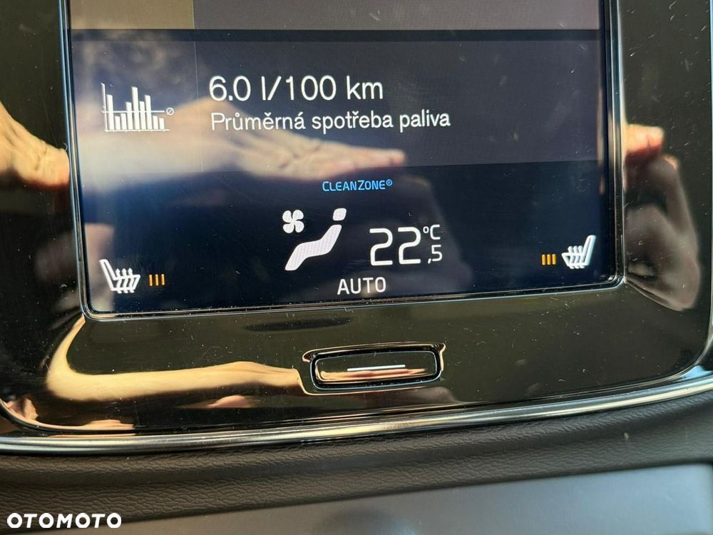 Volvo XC 40 D3 Momentum - 33