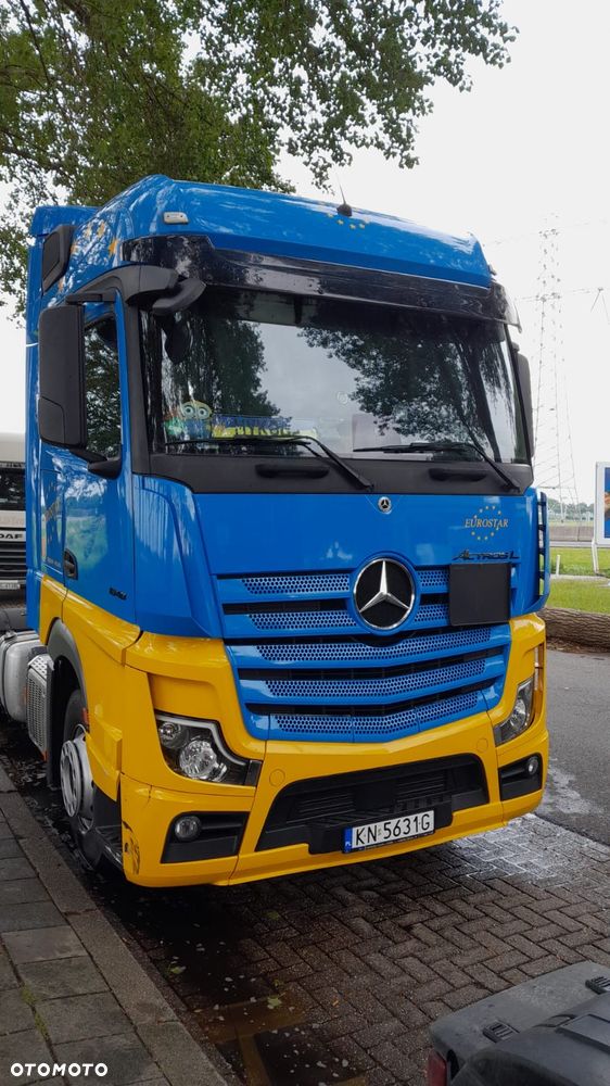 Mercedes-Benz Actros - 6