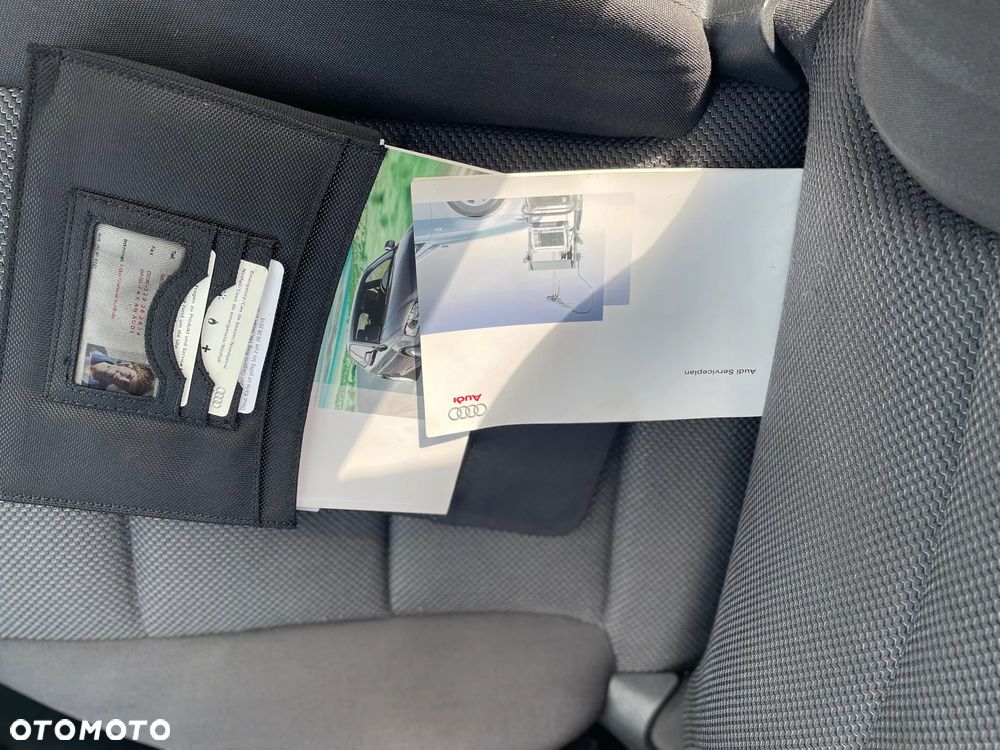 Audi A3 3-drzwiowe 1.6 Ambition - 15
