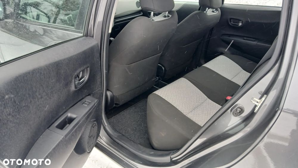 Toyota Yaris 1.33 VVT-i Multidrive S Executive - 10