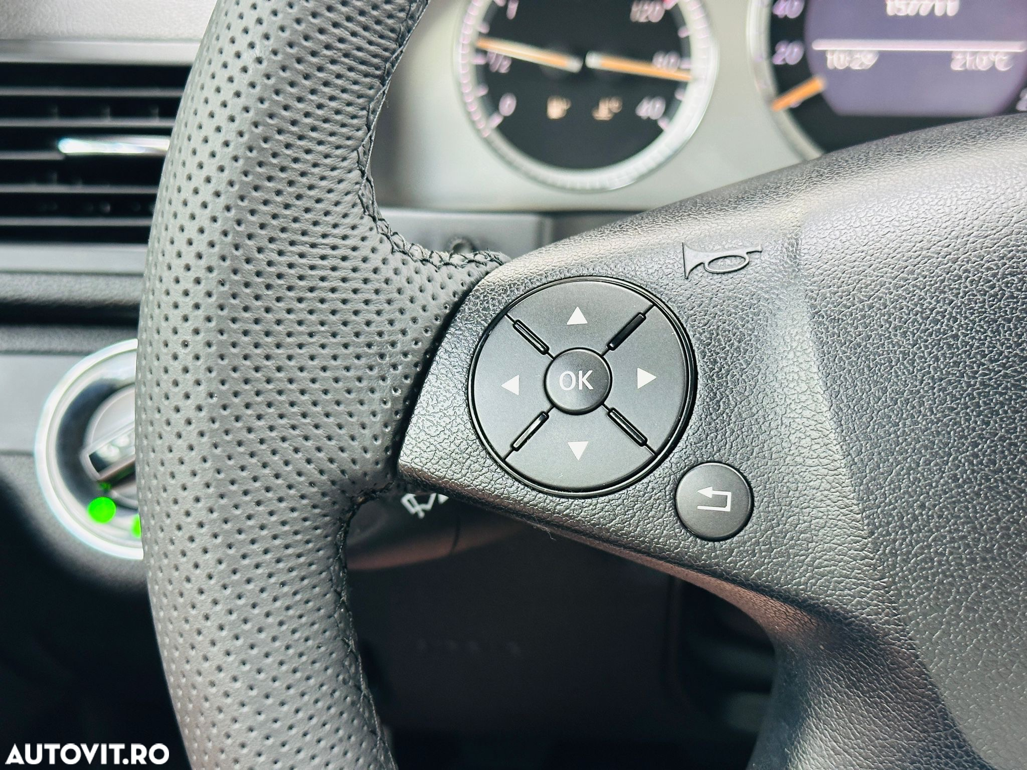 Mercedes-Benz C - 31