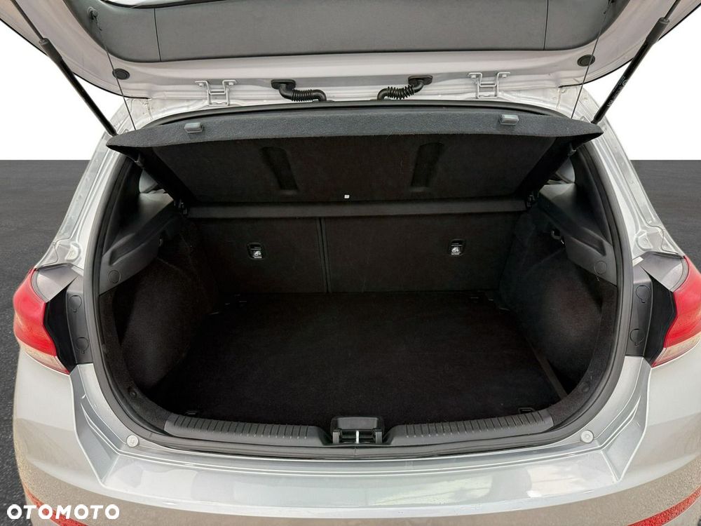 Hyundai i30 - 13