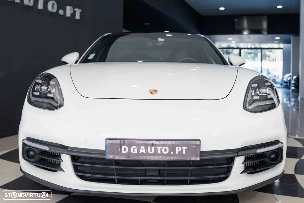 Porsche Panamera 4 E-Hybrid Platinum Edition - 14